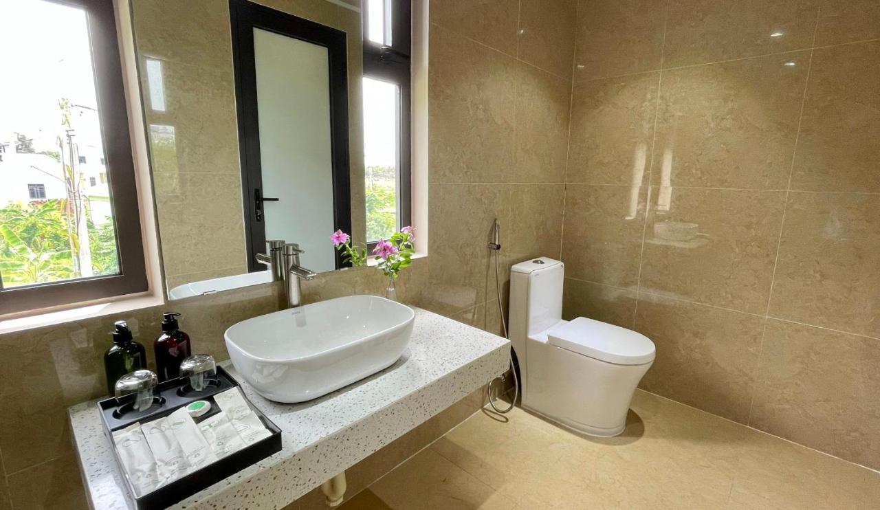 Phoenix Minh Châu Hotel Quảng Ninh Exterior foto