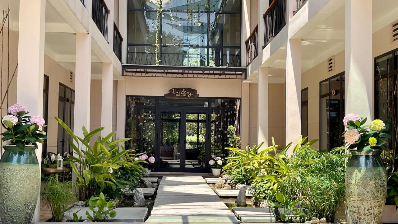 Phoenix Minh Châu Hotel Quảng Ninh Exterior foto